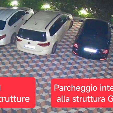 Villa Heljos Apartaments Вльора Екстер'єр фото