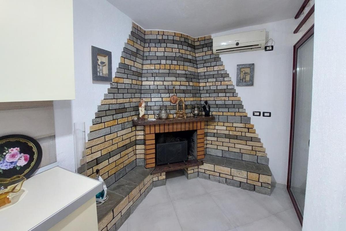 Villa Heljos Apartaments Вльора Екстер'єр фото