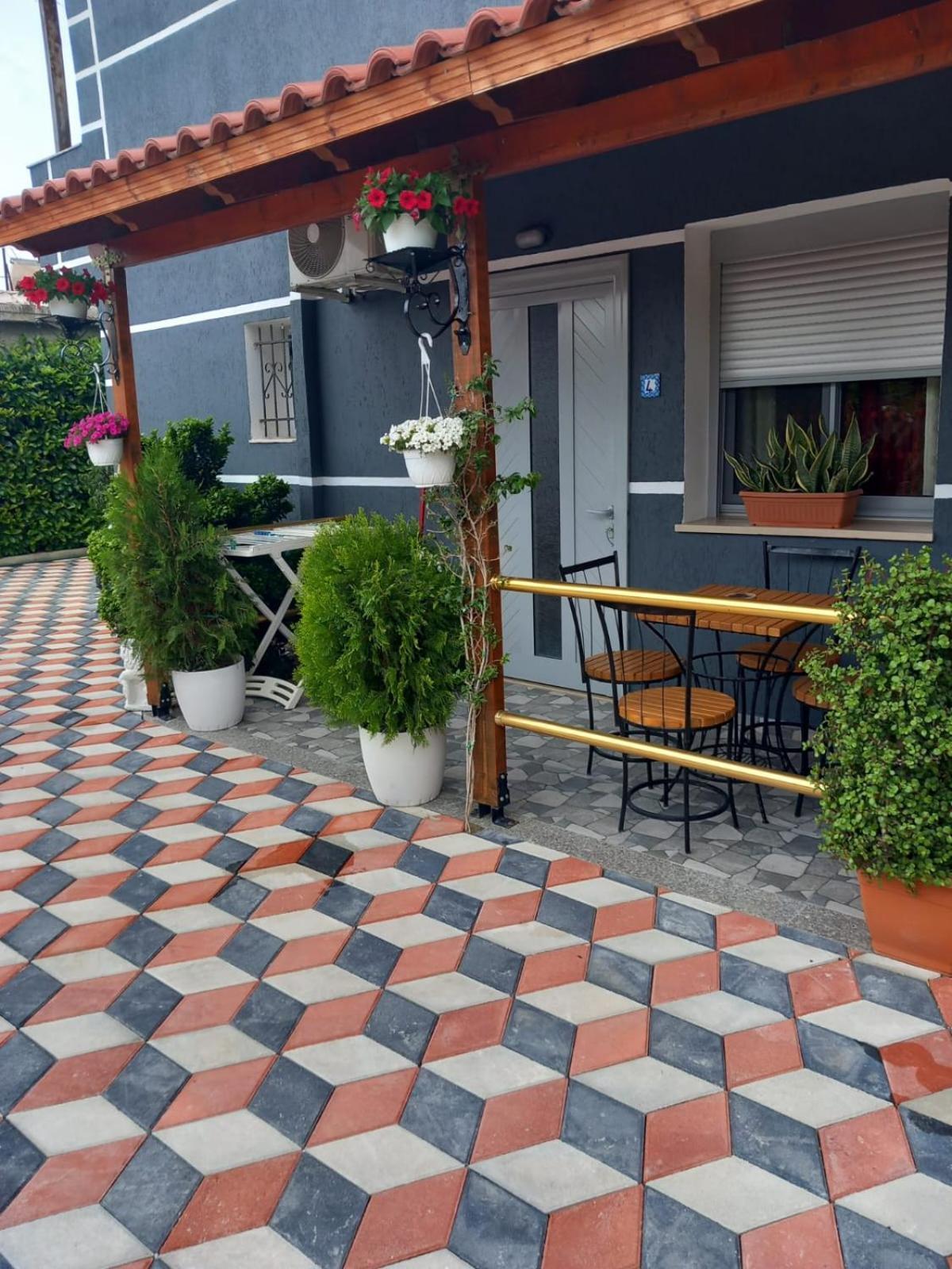 Villa Heljos Apartaments Вльора Екстер'єр фото